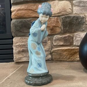 Lladro figurine